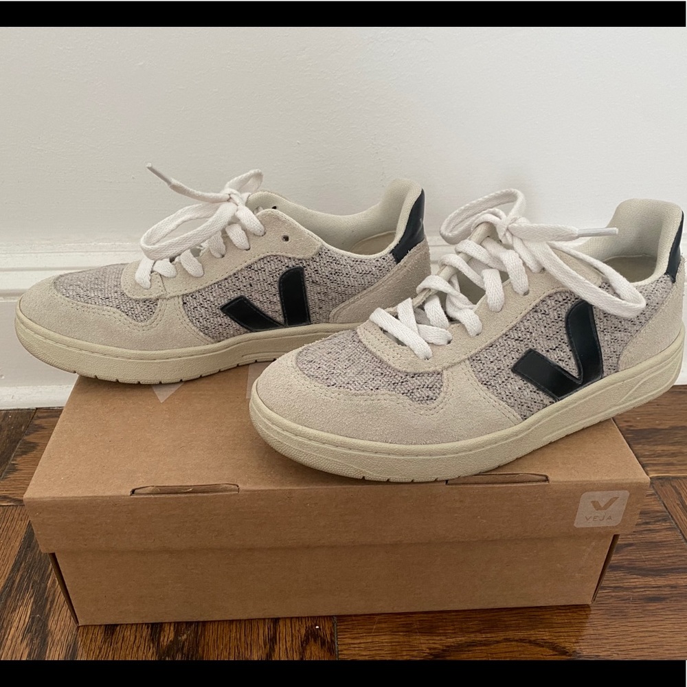 Veja Sneakers